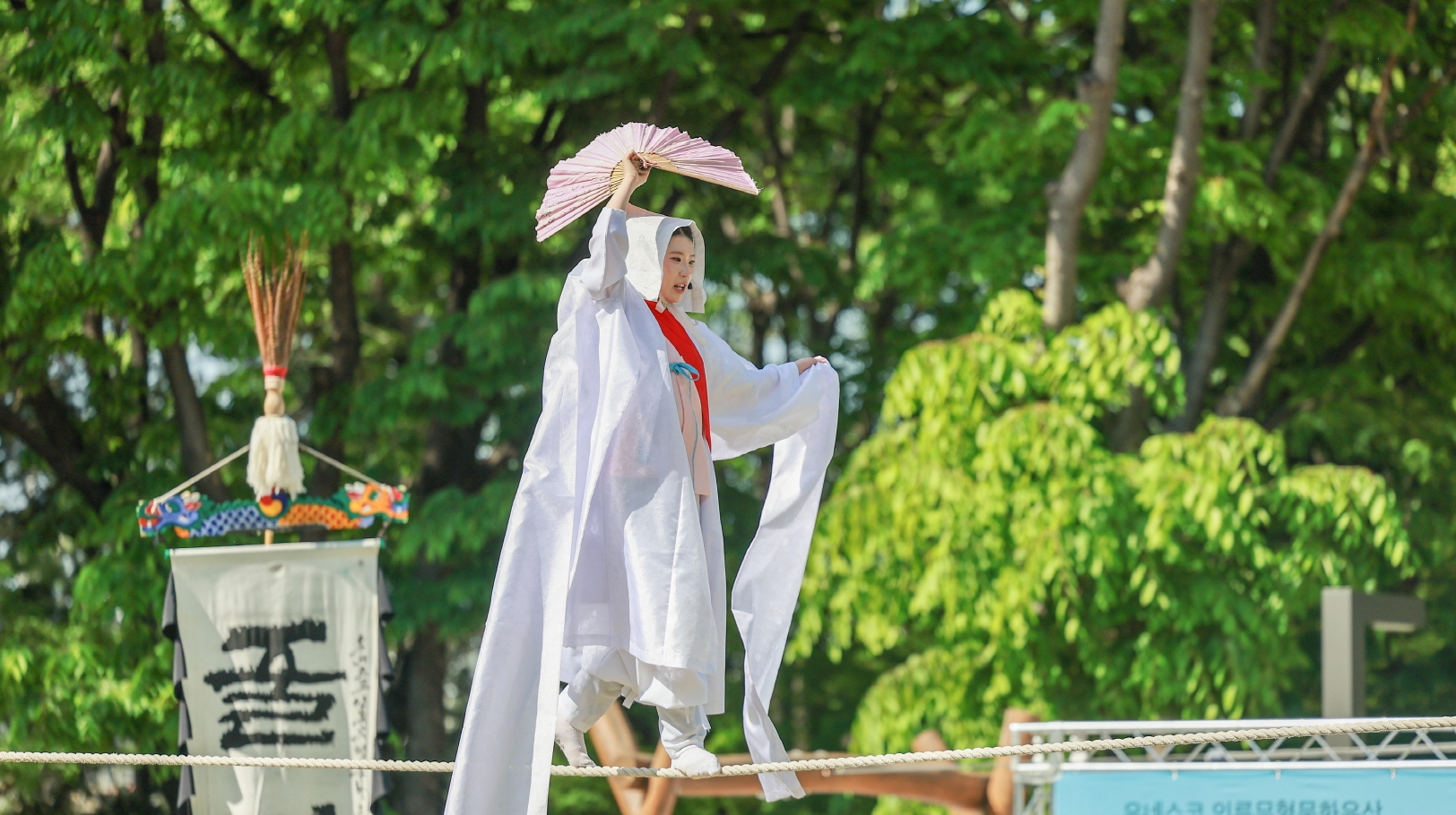 1-3 (관련사진) 줄타기 공연(2026 줄타기 공개행사 26.4.25.)