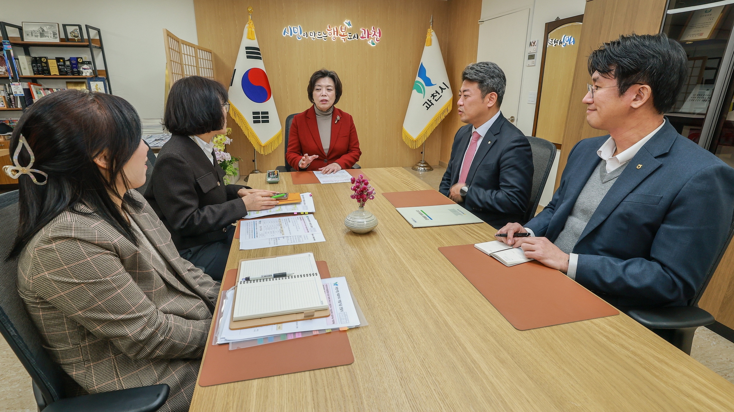 과천시청 제휴카드 적립기금 전달식