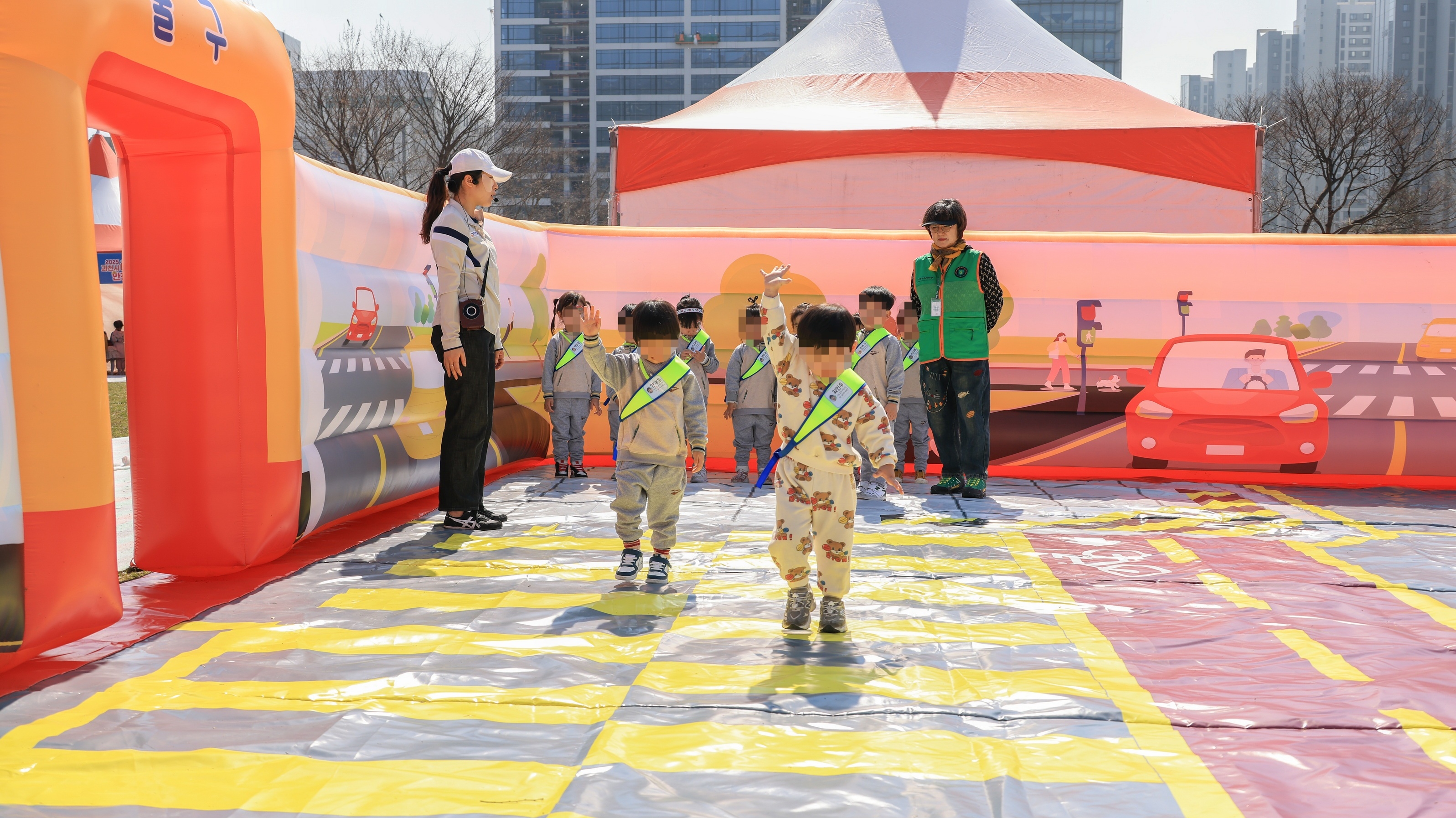 (참고)2025 과천시 어린이 안전축제 모습